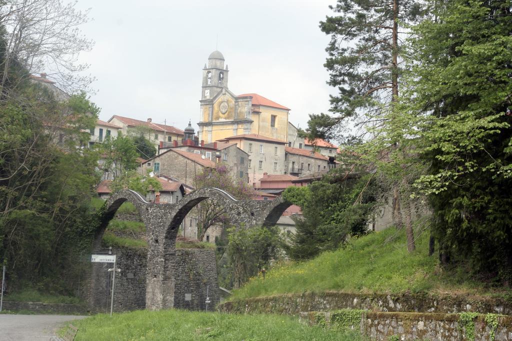 Готель Antica Pieve Filattiera Екстер'єр фото